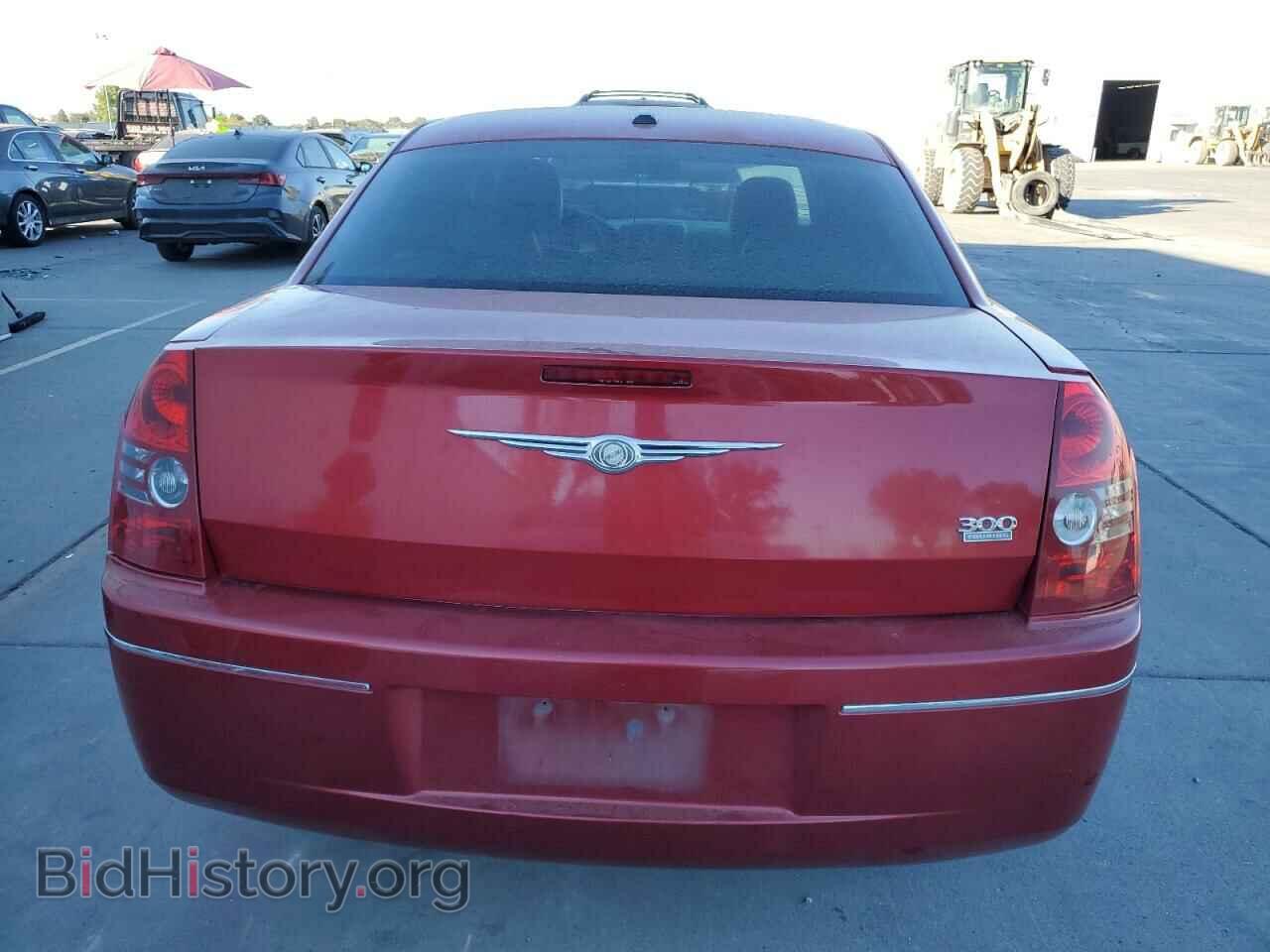 2010 CHRYSLER 300 - VIN: 2C3CA5CV4AH324732 - Фото 6