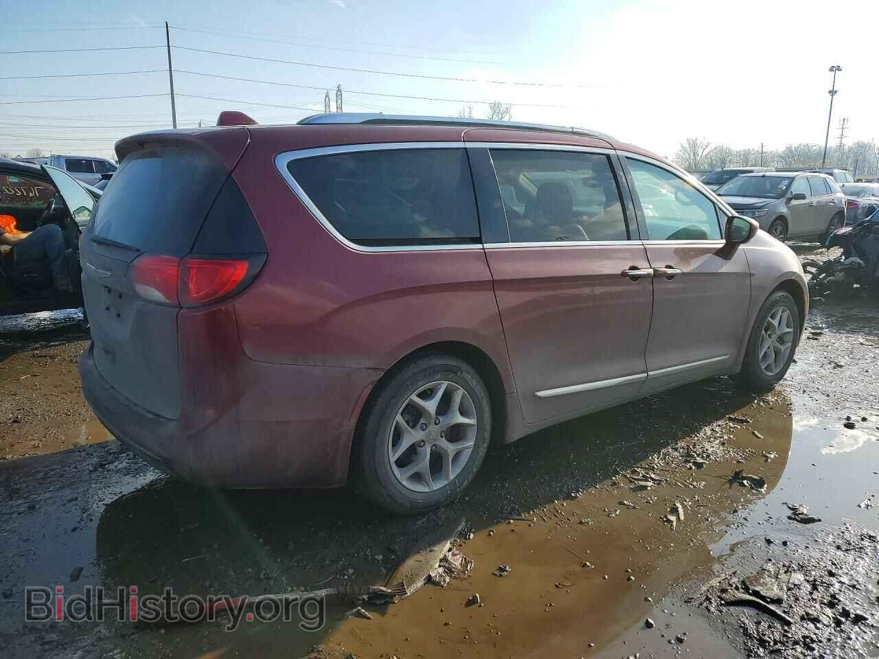 2018 CHRYSLER PACIFICA - VIN: 2C4RC1EG6JR286888 - Фото 3
