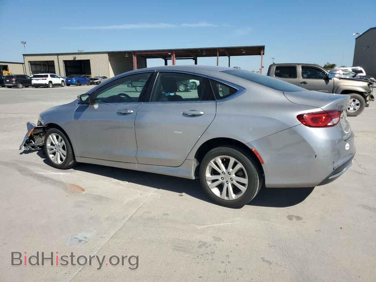 2015 CHRYSLER 200 - VIN: 1C3CCCAB5FN741086 - Photo 2