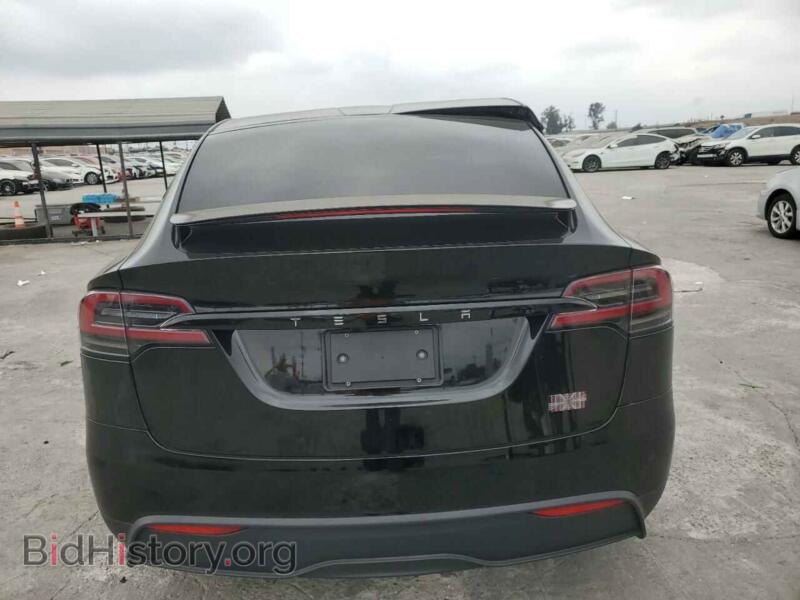 2024 Tesla MODEL X (VIN 7SAXCBE68RF449524) — фото 6 из 13