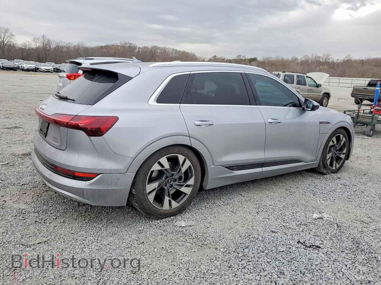 2022 AUDI E-TRON - VIN: WA1LAAGE2NB033685 - Фото 3