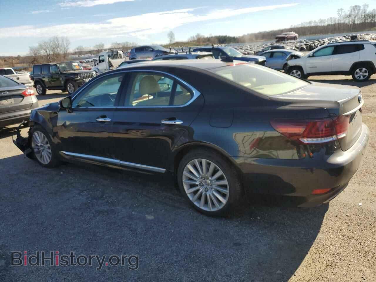 2016 LEXUS LS460 - VIN: JTHCL5EF4G5026949 - Photo 2