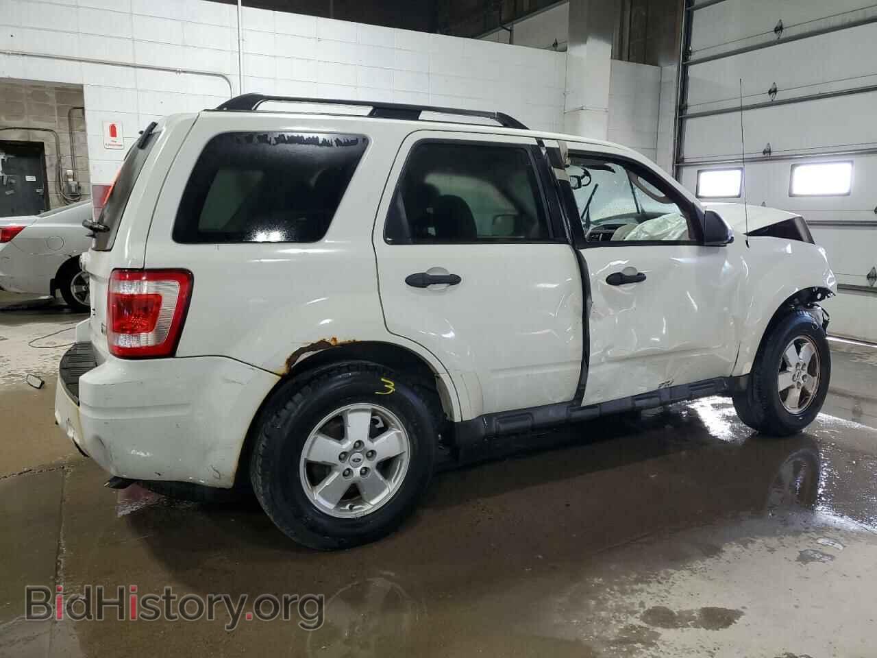 2011 FORD ESCAPE - VIN: 1FMCU0DG7BKB33849 - Фото 3