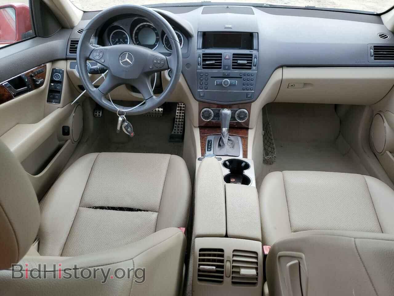 2010 MERCEDES-BENZ C-CLASS - VIN: WDDGF5EB4AR123775 - Фото 8