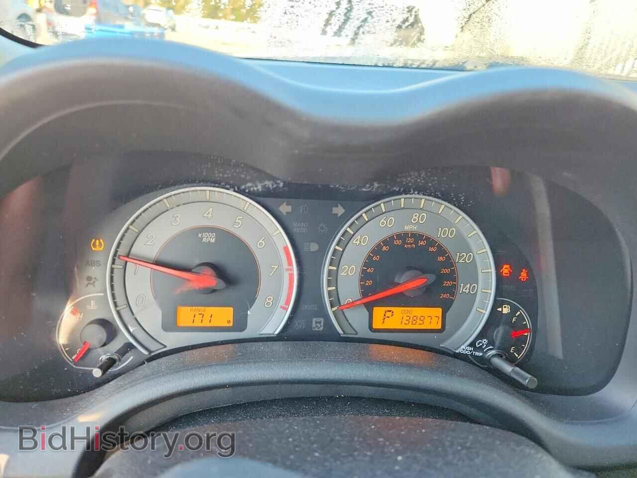 2010 TOYOTA COROLLA - VIN: 2T1BU4EE2AC493924 - Фото 9