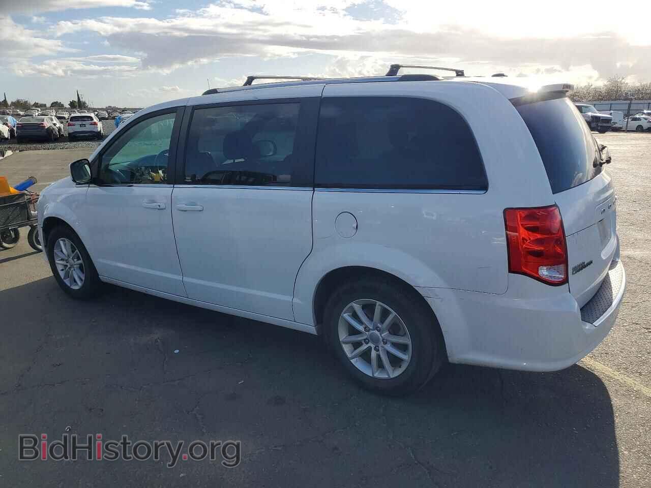 2018 DODGE CARAVAN - VIN: 2C4RDGCG3JR325729 - Фото 2