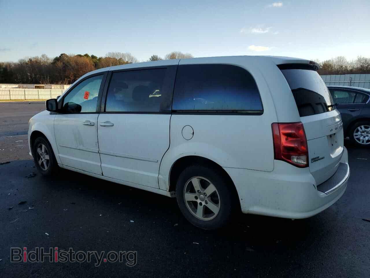 2011 DODGE CARAVAN - VIN: 2D4RN3DG7BR671873 - Photo 2