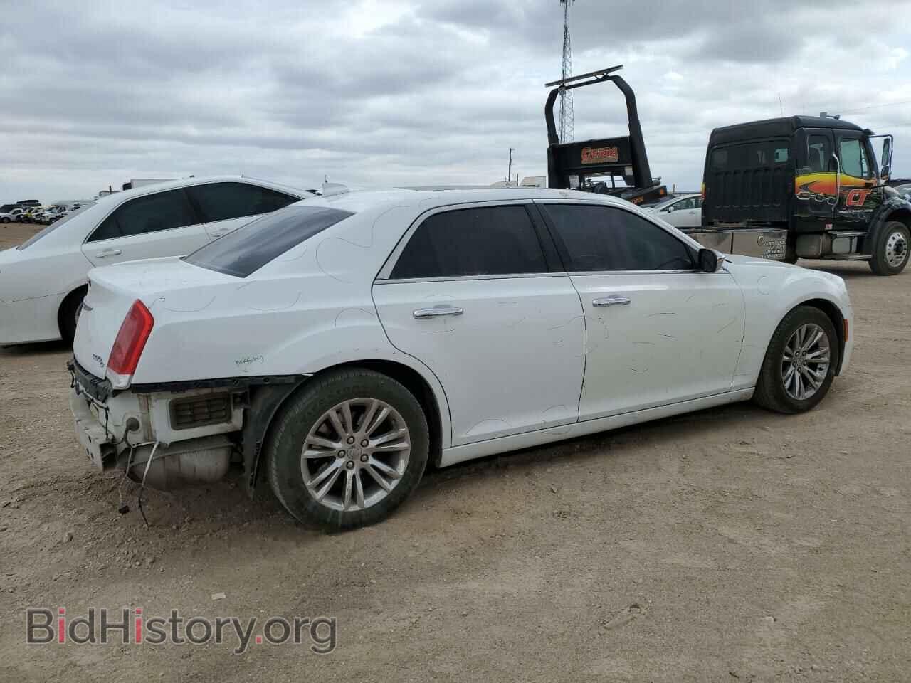 2016 CHRYSLER 300 - VIN: 2C3CCAEG2GH123485 - Фото 3