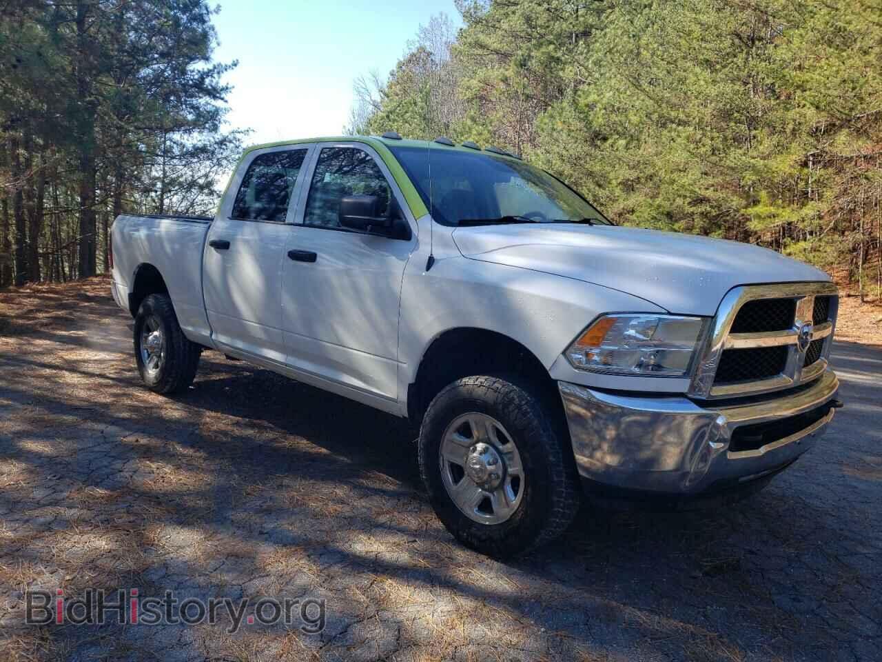 2017 RAM All Models - VIN: 3C6UR5CJ0HG625277 - Photo 4