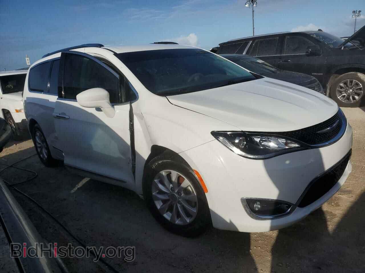 2019 CHRYSLER PACIFICA - VIN: 2C4RC1BG4KR627954 - Фото 4