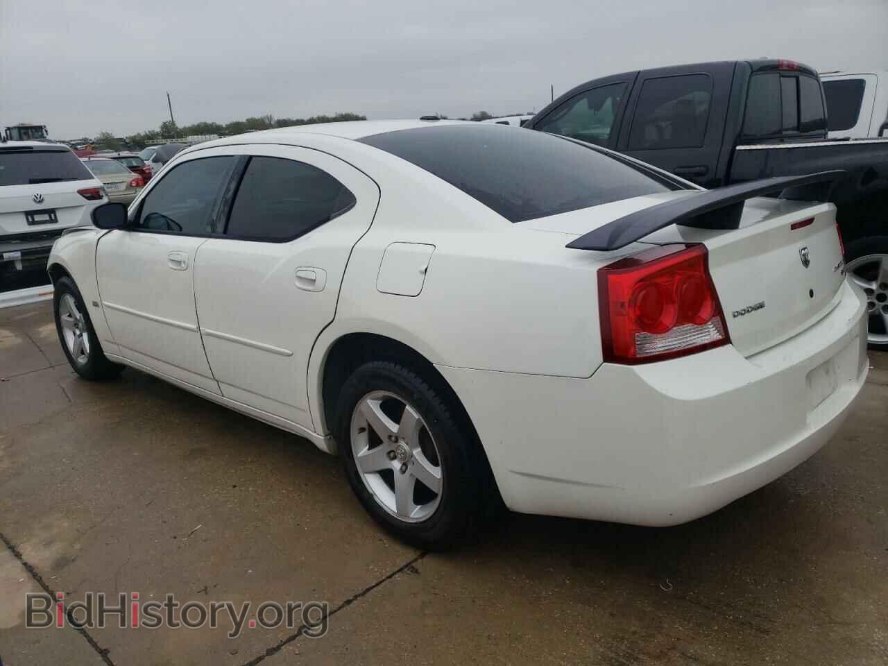 2010 DODGE CHARGER - VIN: 2B3CA3CV3AH229256 - Фото 2