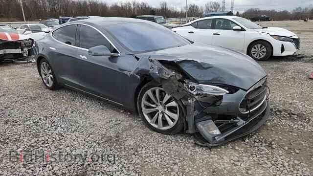 2013 TESLA MODEL S - VIN: 5YJSA1CN4DFP19780 - Photo 13