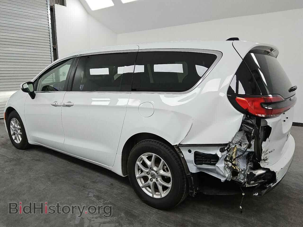 2023 CHRYSLER PACIFICA - VIN: 2C4RC1BG7PR532246 - Фото 2
