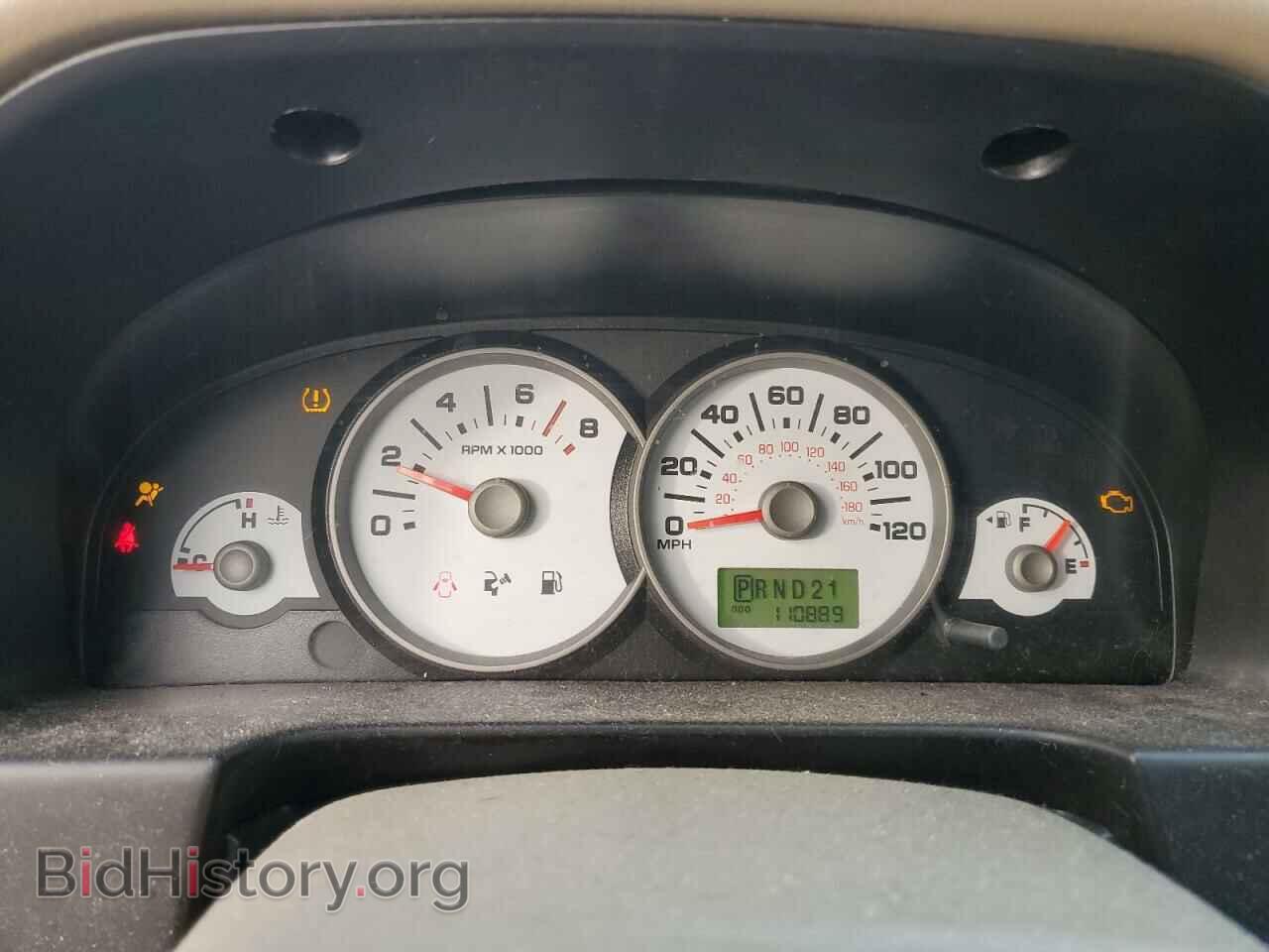 2007 FORD ESCAPE - VIN: 1FMCU03117KA52138 - Фото 9