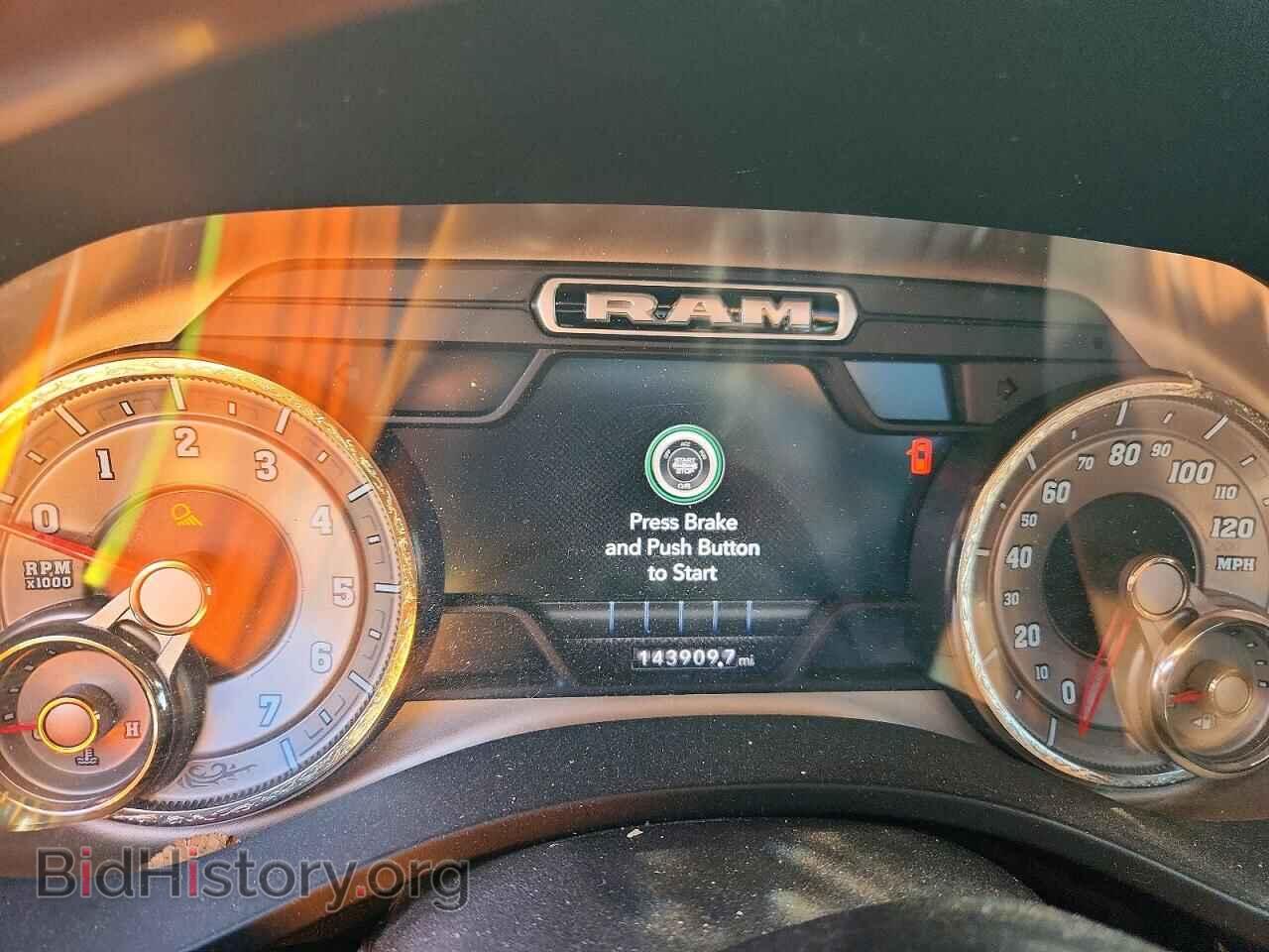 2019 RAM 1500 - VIN: 1C6SRFKT8KN710849 - Фото 9