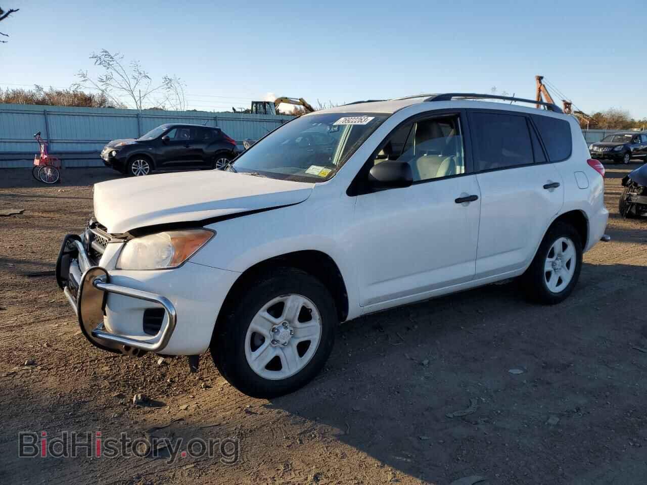 Фотография 2T3BF4DV8BW082417 - TOYOTA RAV4 2011