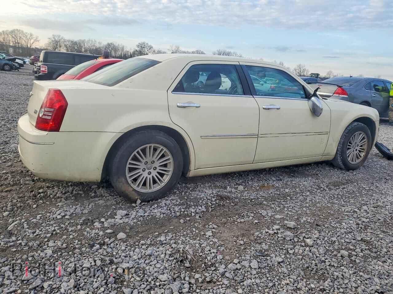 2010 CHRYSLER 300 - VIN: 2C3CA4CD6AH330601 - Фото 3