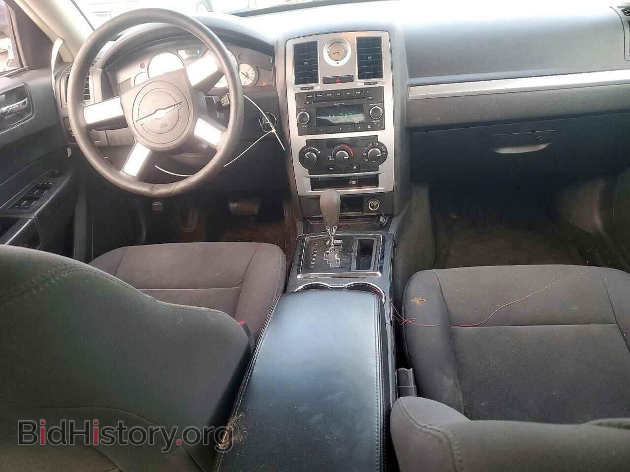 2010 CHRYSLER 300 - VIN: 2C3CA4CD6AH330601 - Фото 8