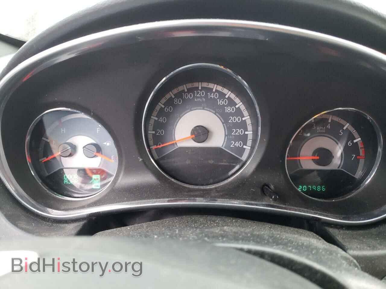 2012 CHRYSLER 200 - VIN: 1C3CCBCGXCN266520 - Фото 9
