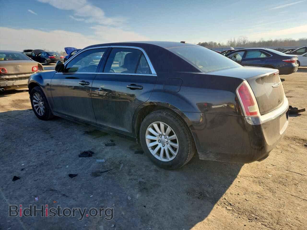2013 CHRYSLER 300 - VIN: 2C3CCAAGXDH627042 - Фото 2