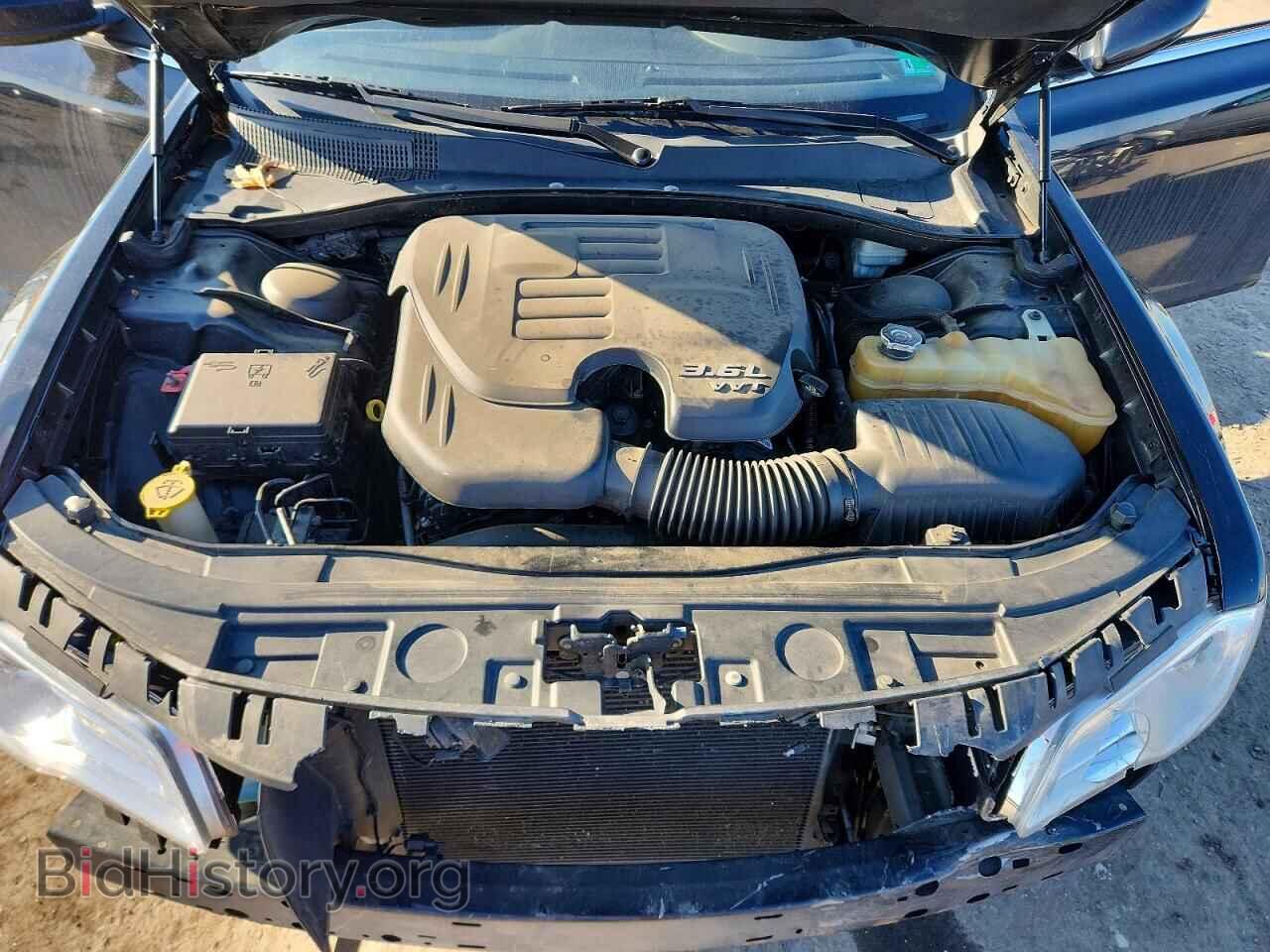2013 CHRYSLER 300 - VIN: 2C3CCAAGXDH627042 - Фото 11