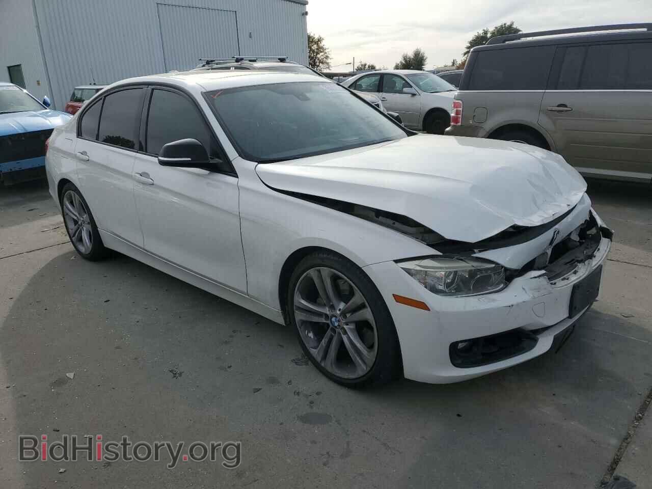 2013 BMW 3 SERIES - VIN: WBA3A9C59DF475166 - Фото 4