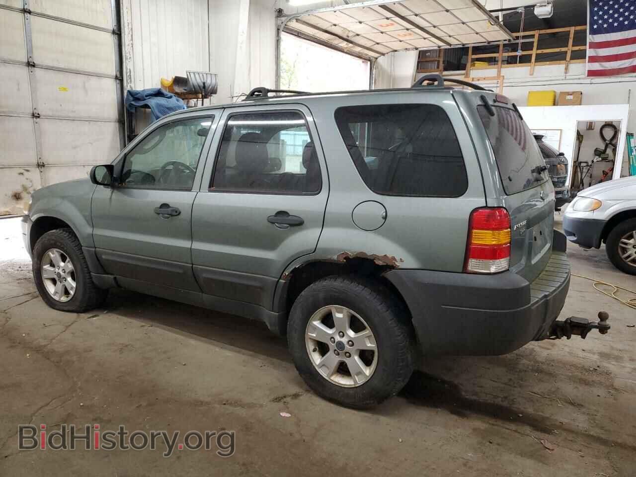 2007 FORD ESCAPE - VIN: 1FMYU93157KB79100 - Фото 2