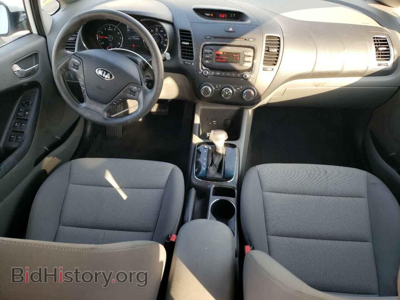 2017 KIA FORTE - VIN: 3KPFK4A74HE079392 - Фото 8