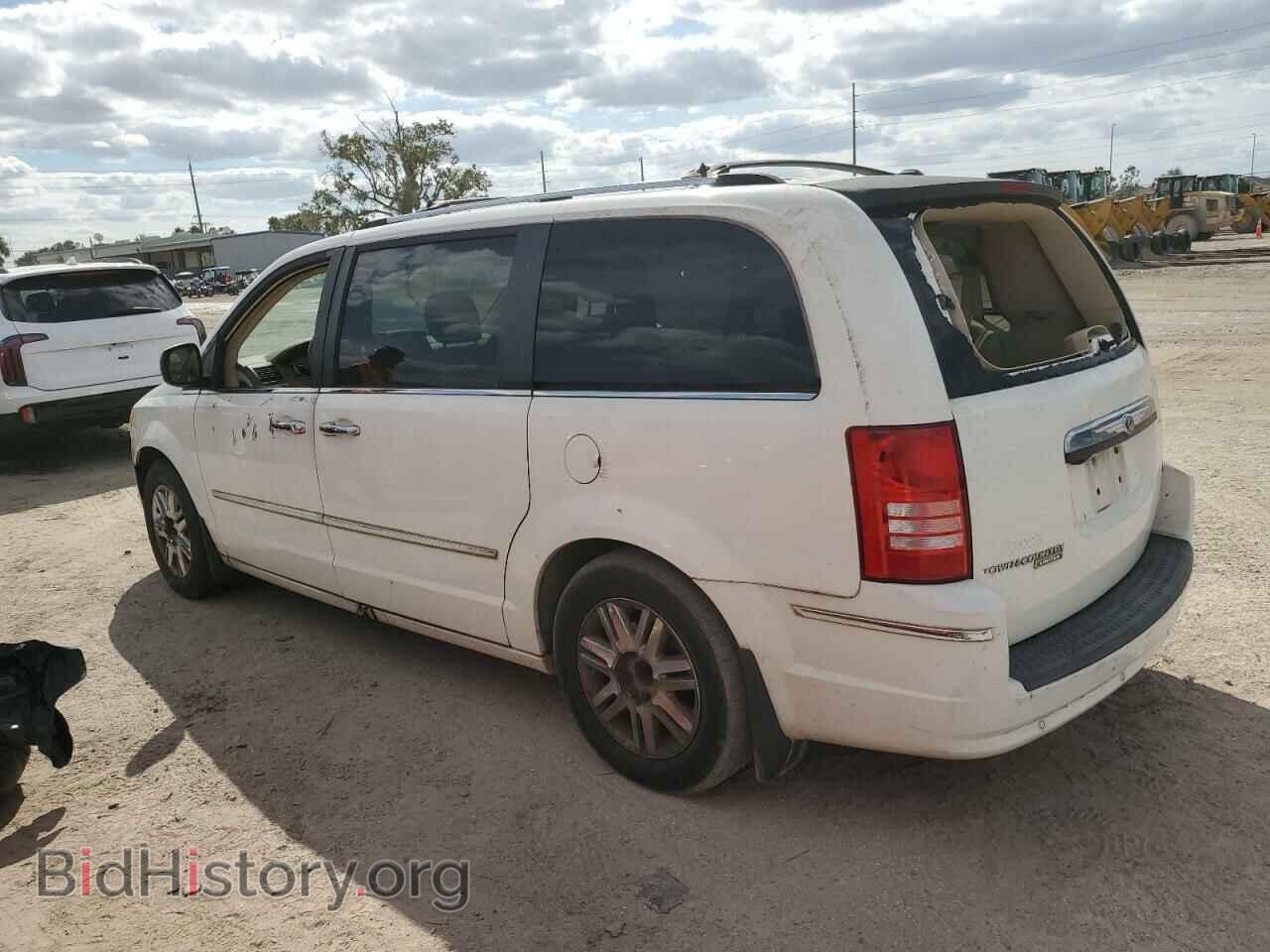 2008 CHRYSLER MINIVAN - VIN: 2A8HR64X98R691672 - Фото 2