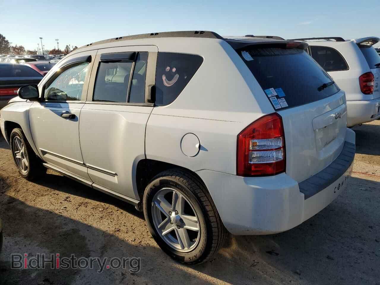 2008 JEEP COMPASS - VIN: 1J8FT47W88D787473 - Фото 2