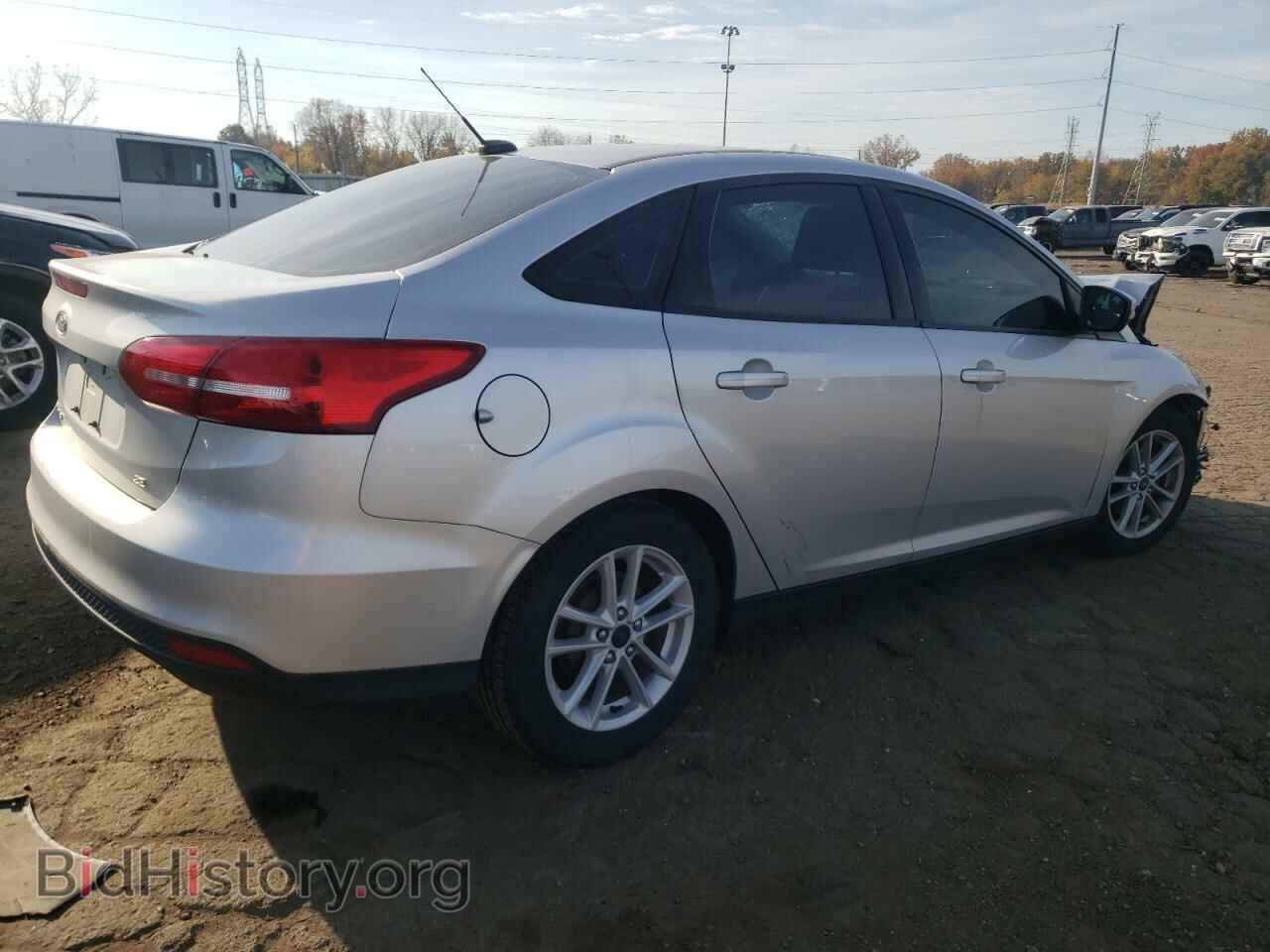 2017 FORD FOCUS - VIN: 1FADP3F24HL265348 - Фото 3