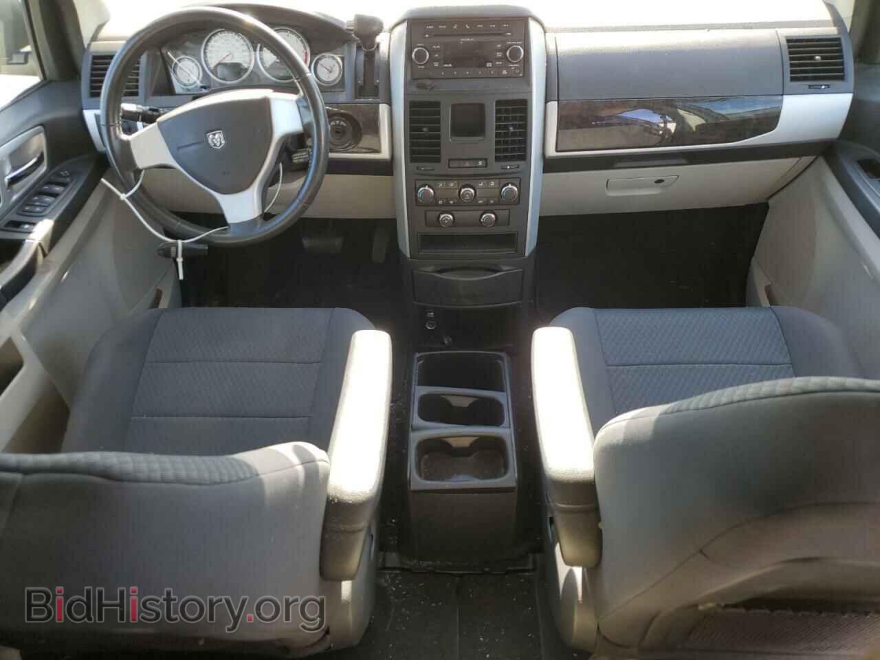 2010 DODGE CARAVAN - VIN: 2D4RN5D19AR450457 - Фото 8