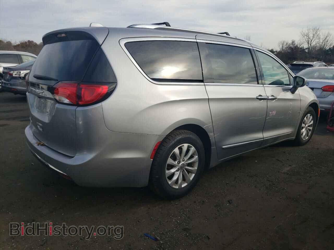 2019 CHRYSLER PACIFICA - VIN: 2C4RC1BG5KR704735 - Фото 3