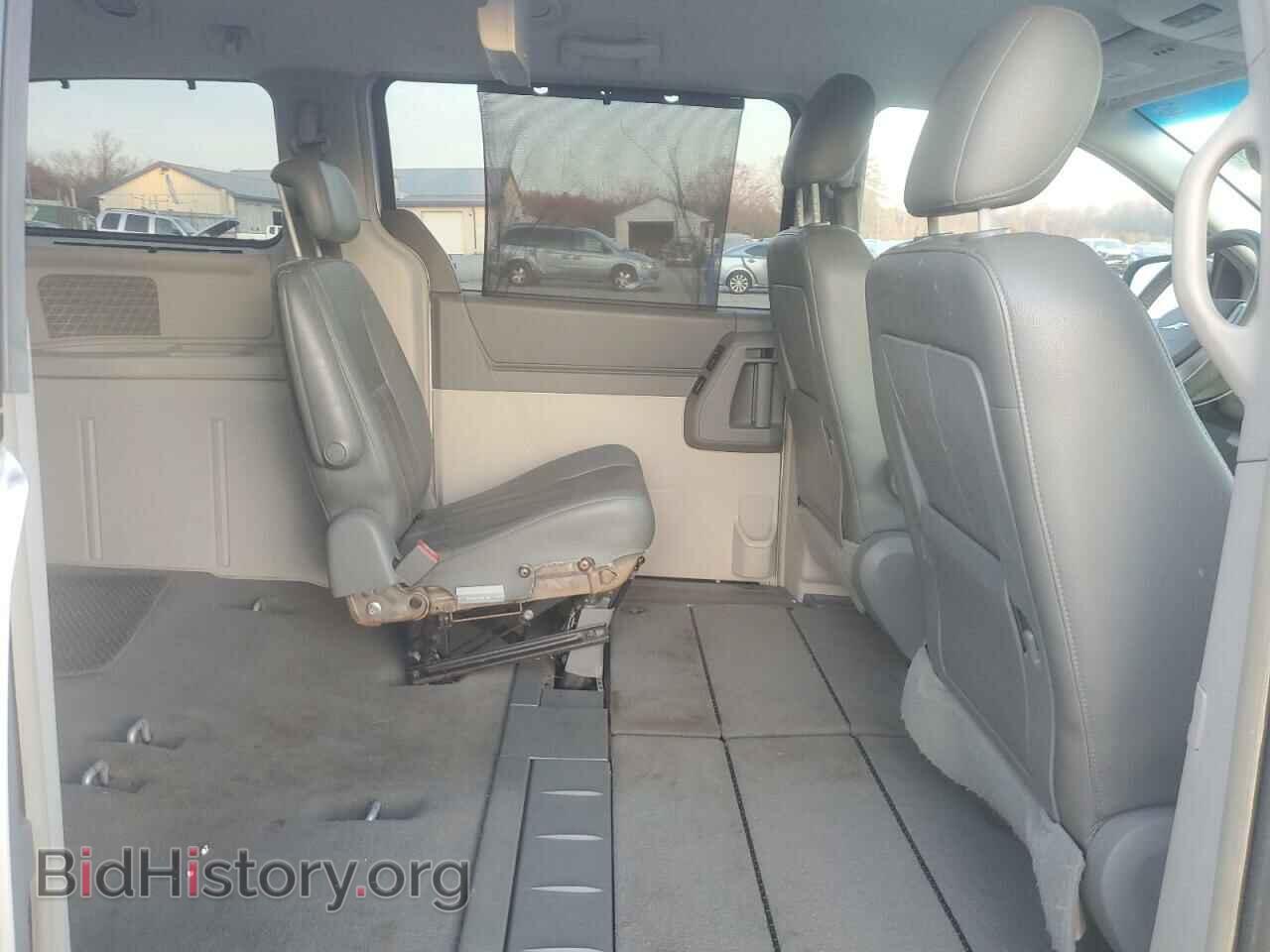 2008 CHRYSLER MINIVAN - VIN: 2A8HR54P88R759423 - Фото 10