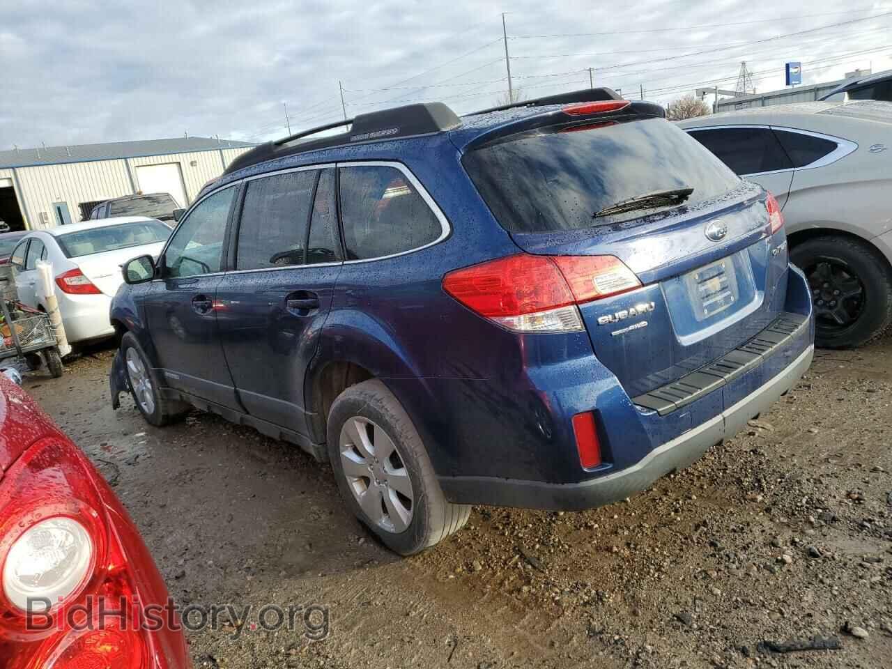 2011 SUBARU OUTBACK - VIN: 4S4BRCCC9B3332425 - Фото 2