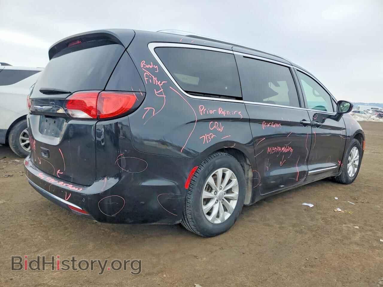 2018 CHRYSLER PACIFICA - VIN: 2C4RC1BG6JR214321 - Фото 3