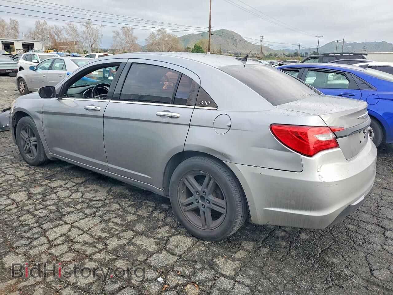 2013 CHRYSLER 200 - VIN: 1C3CCBCG1DN511156 - Фото 2