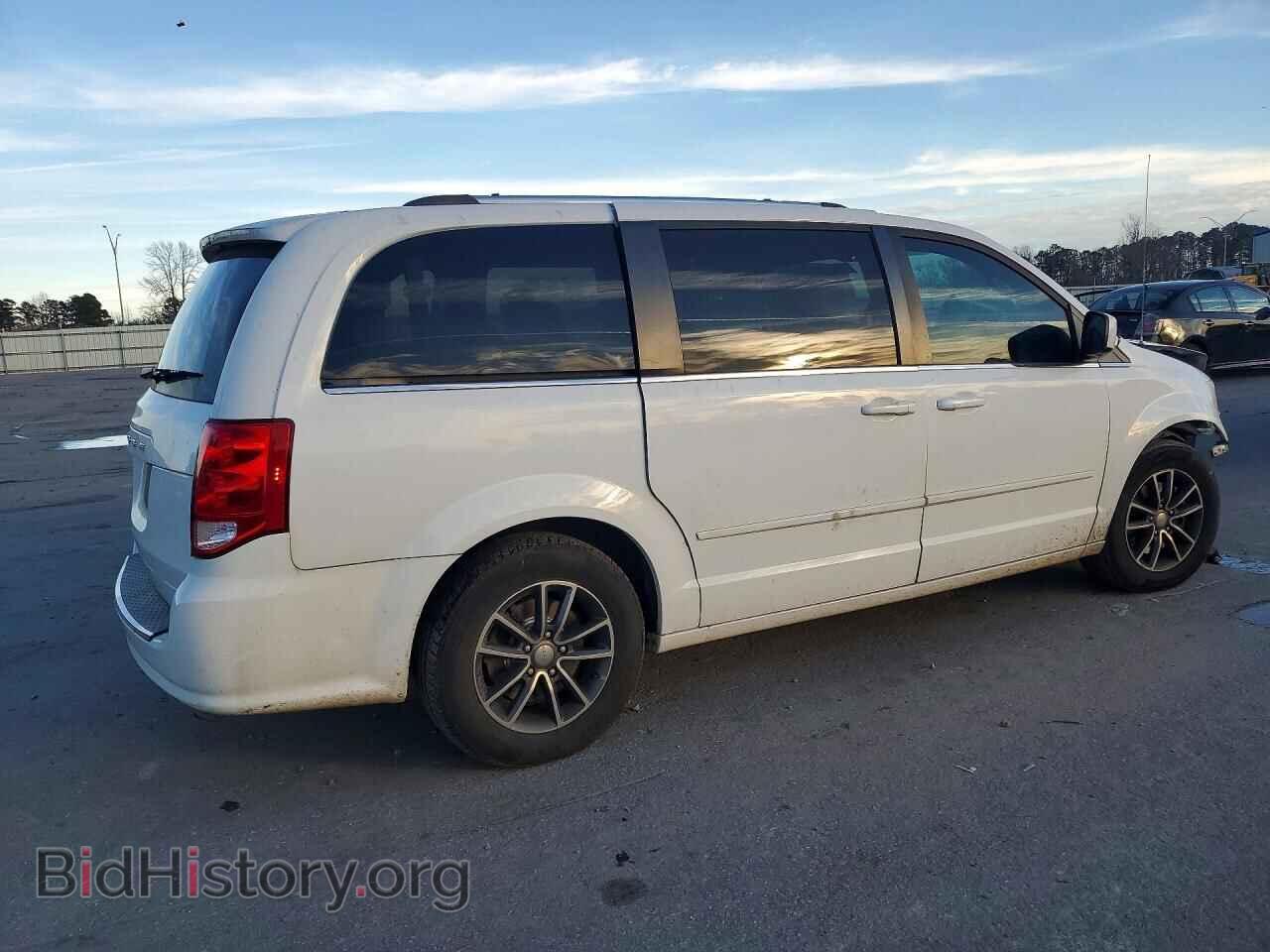 2017 DODGE CARAVAN - VIN: 2C4RDGCG3HR799674 - Фото 3