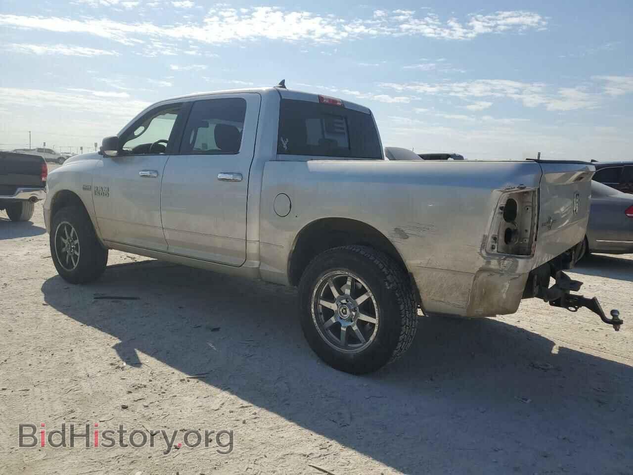 2017 RAM 1500 - VIN: 1C6RR6LT9HS506021 - Photo 2