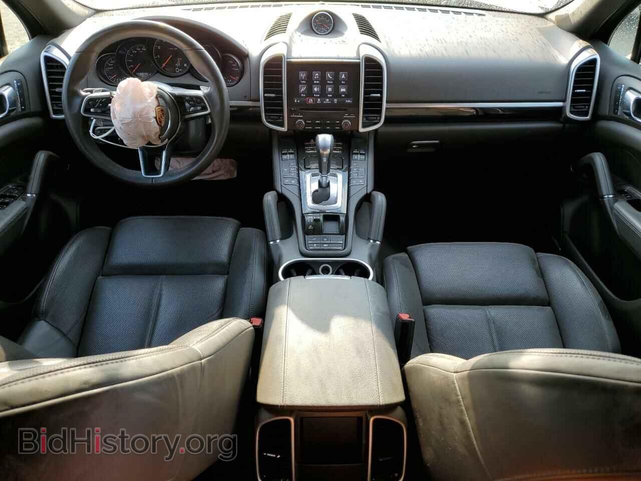2017 PORSCHE CAYENNE - VIN: WP1AA2A29HKA83228 - Photo 8