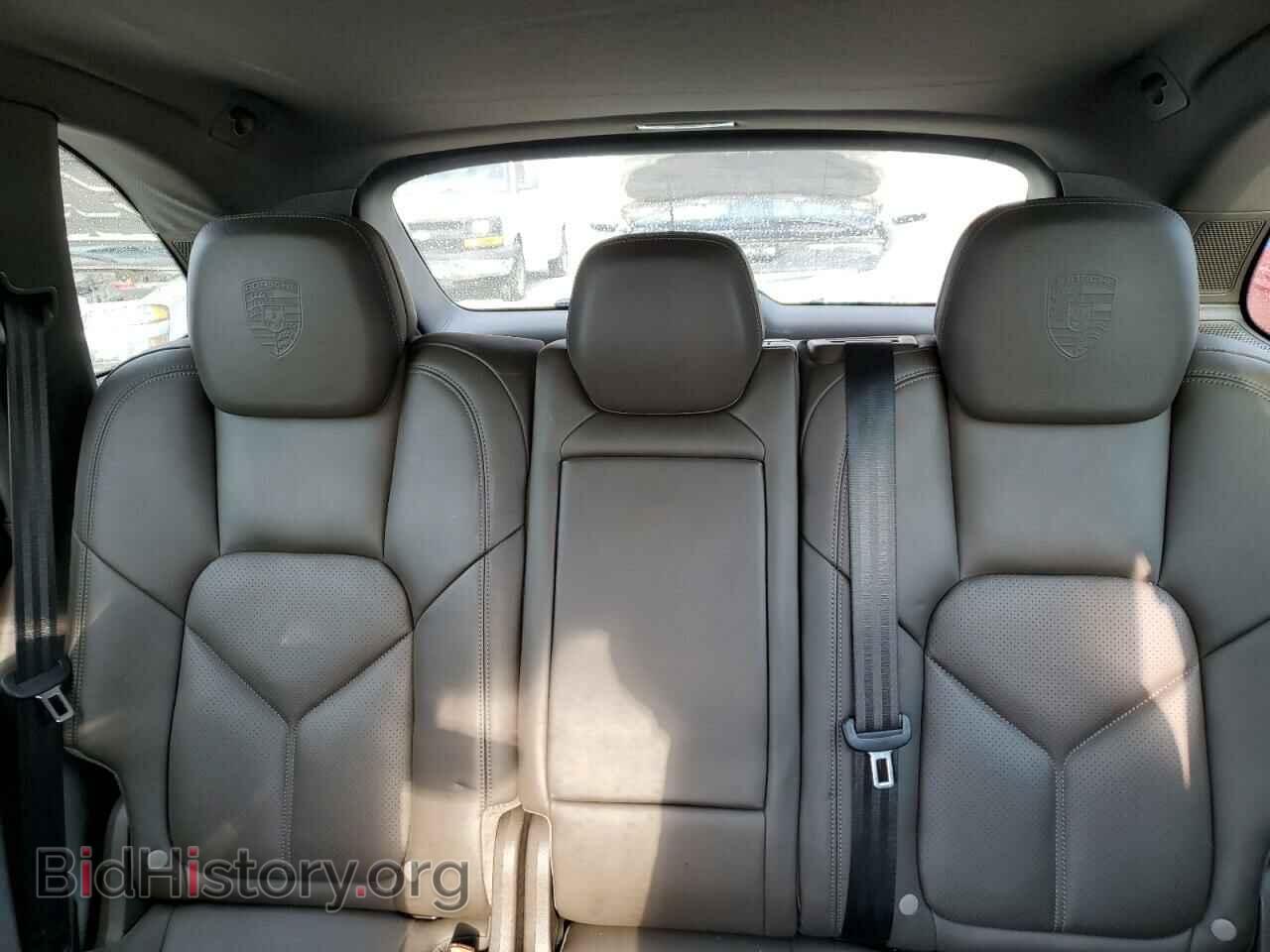 2017 PORSCHE CAYENNE - VIN: WP1AA2A29HKA83228 - Photo 10