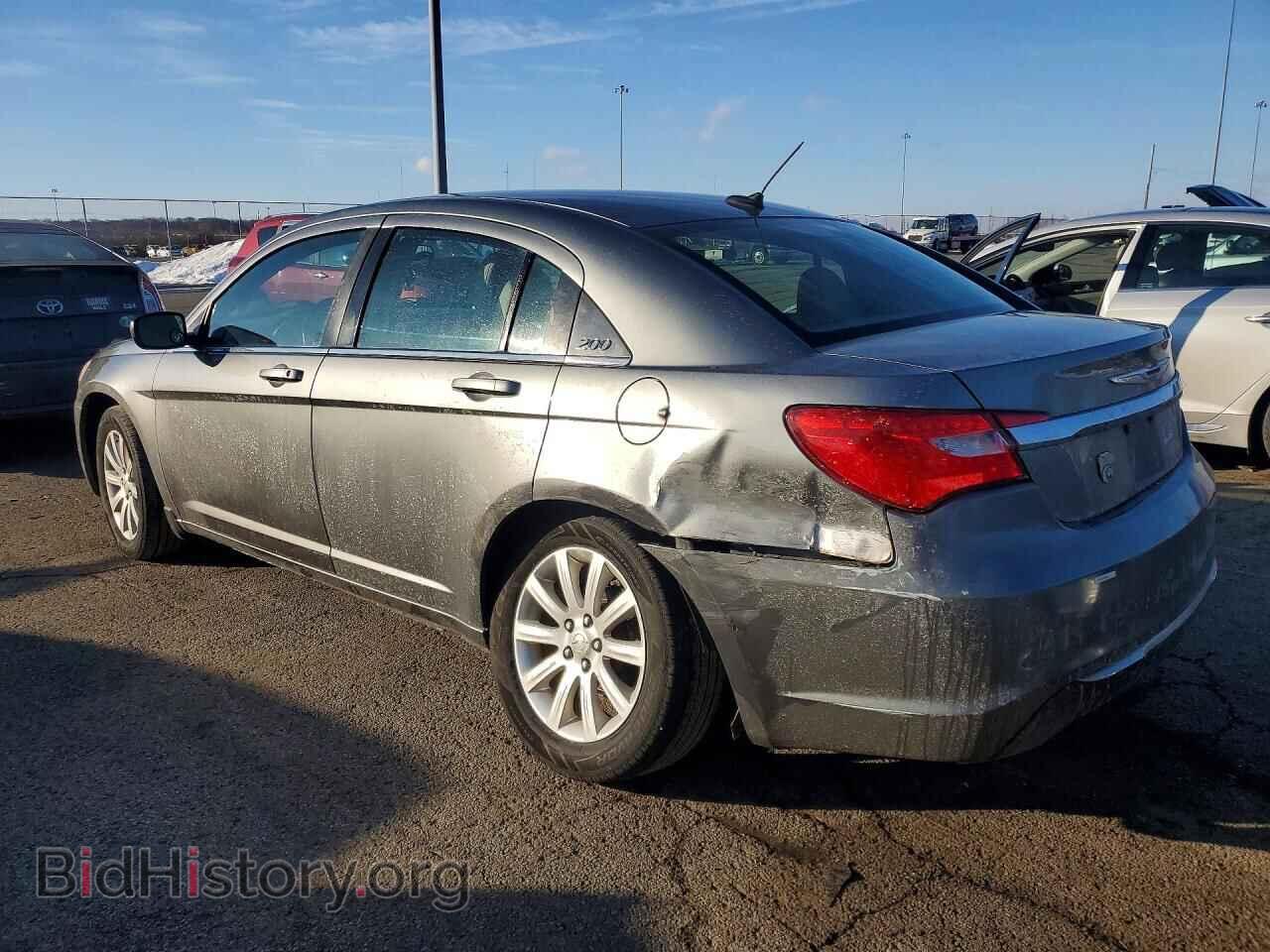 2011 CHRYSLER 200 - VIN: 1C3BC1FB9BN623612 - Фото 2