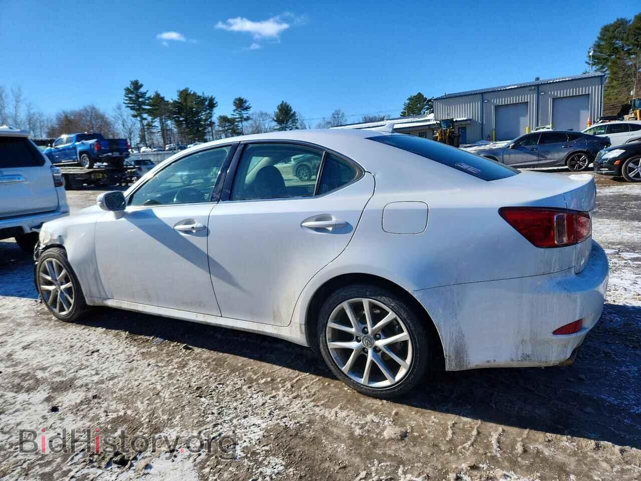 2012 LEXUS IS - VIN: JTHCF5C28C5056733 - Photo 2