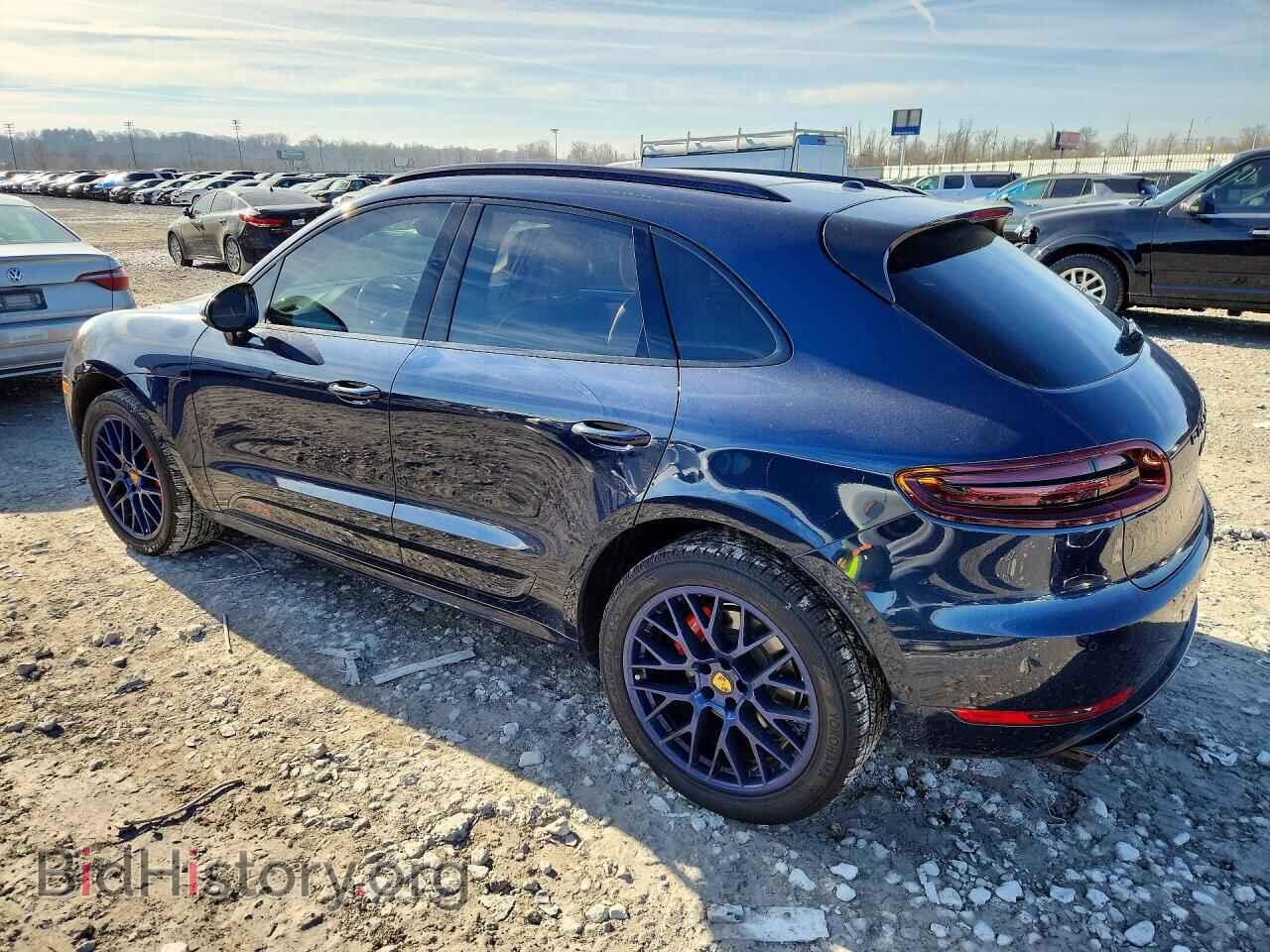 2017 PORSCHE MACAN - VIN: WP1AG2A59HLB52647 - Photo 2