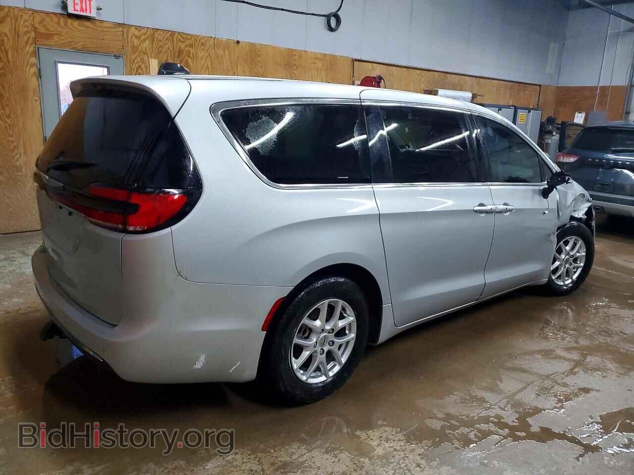 2023 CHRYSLER PACIFICA - VIN: 2C4RC1BG8PR620979 - Фото 3