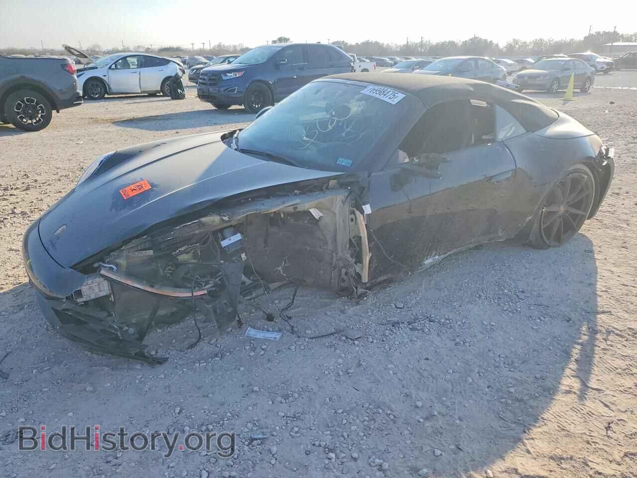 Photo WP0CA2A9XLS251281 - PORSCHE 911 2020