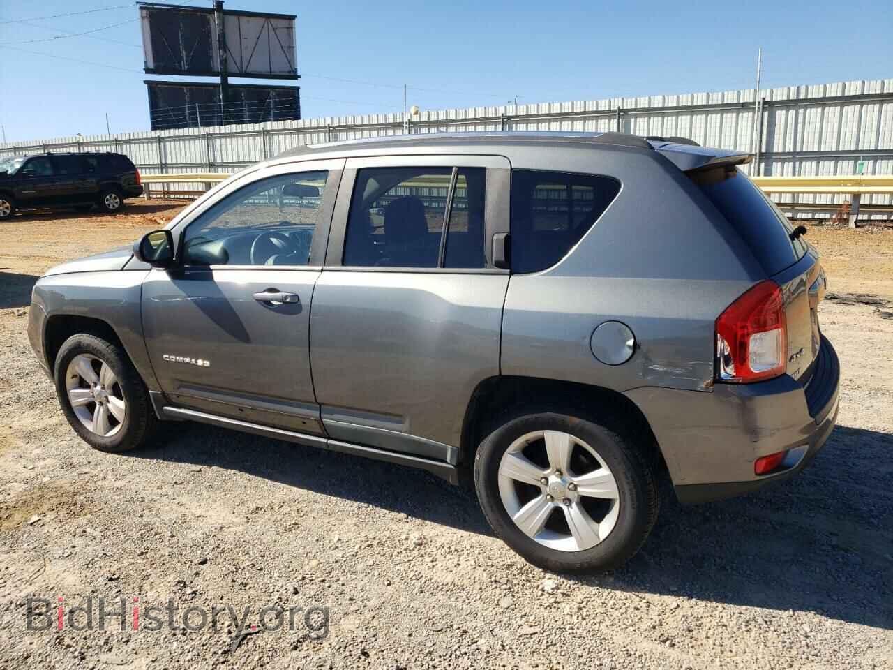 2011 JEEP COMPASS - VIN: 1J4NF1FB2BD282795 - Photo 2