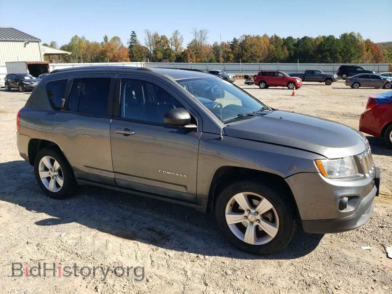 2011 JEEP COMPASS - VIN: 1J4NF1FB2BD282795 - Photo 4