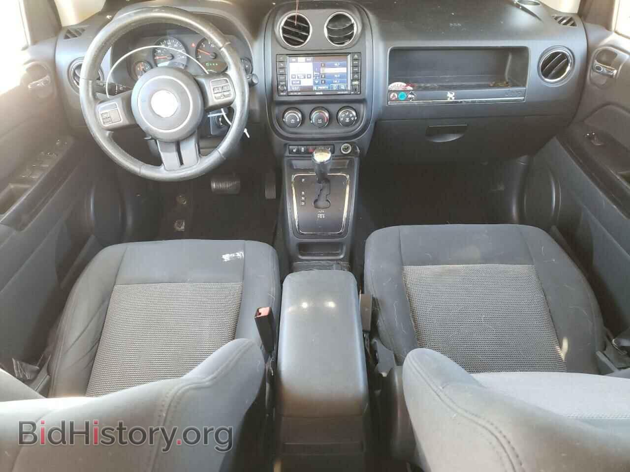 2011 JEEP COMPASS - VIN: 1J4NF1FB2BD282795 - Photo 8