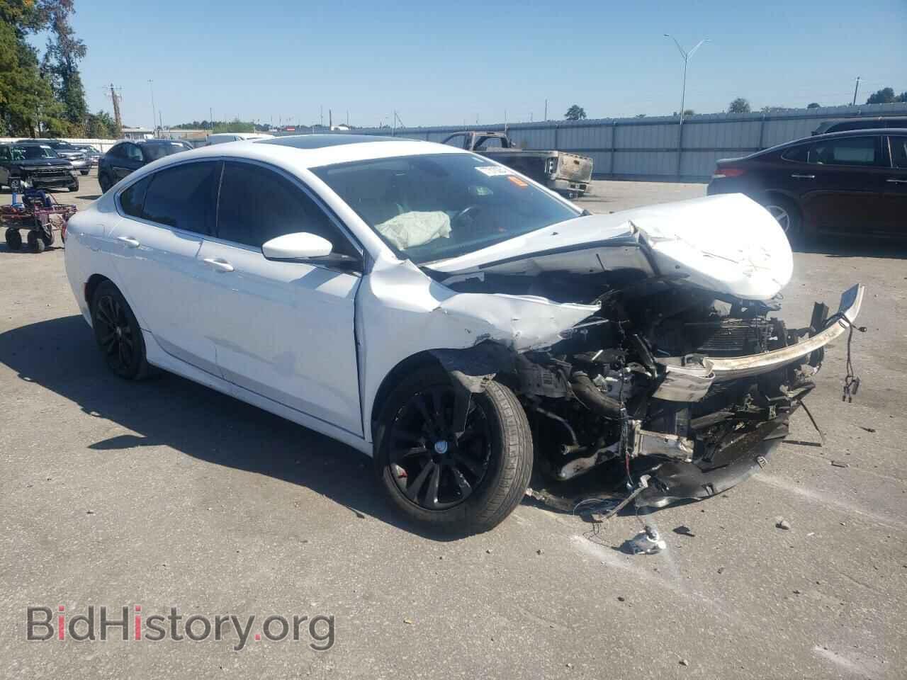 2016 CHRYSLER 200 - VIN: 1C3CCCAB8GN120734 - Фото 4